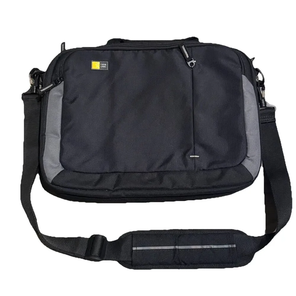 Case Logic 10” x 14” Carrier Bag For Tablet, Ipad. Laptop, Black